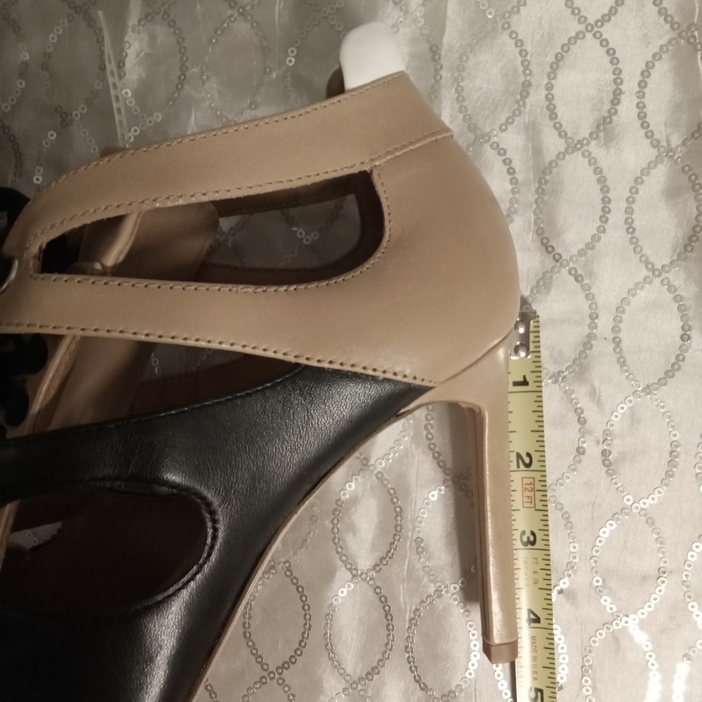 ⭐️ ⭐️ NWT Gianni Bini tri color heels - Picture 3 of 5
